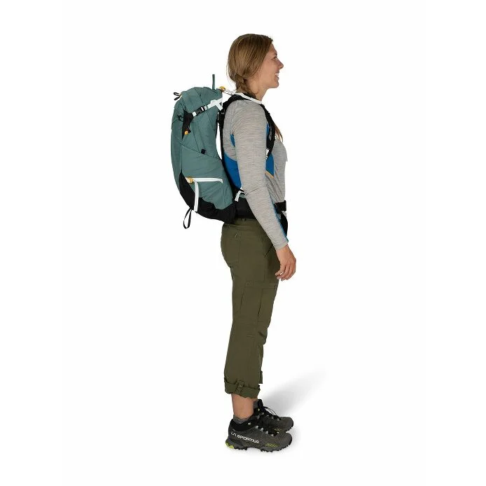 Sirrus 24L - Women's Technical Ventilated Day Pack - Hiking 4 Sirrus 24L - Women's Technical Ventilated Day Pack - Hiking