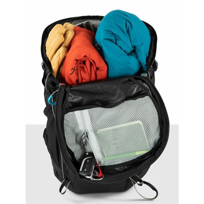 Skimmer 28 - Women's Everyday Hiking Hydration Pack